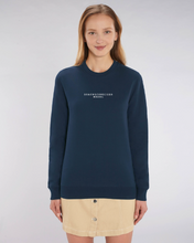 Lade das Bild in den Galerie-Viewer, Sweatshirt Crewneck: Zarte Zora "BRAUNSCHWEIGER MÄDEL" Stick