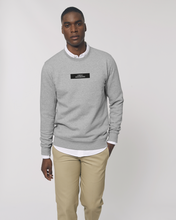 Lade das Bild in den Galerie-Viewer, Sweatshirt Crewneck: Geiler Gustav "LOKALARROGANZ" Block Print