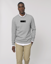 Lade das Bild in den Galerie-Viewer, Sweatshirt Crewneck: Geiler Gustav "DREIFALTIGKEIT" Print