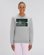 Lade das Bild in den Galerie-Viewer, Sweatshirt Crewneck: Zarte Zora "WAHRE LIEBE" Print