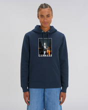 Lade das Bild in den Galerie-Viewer, Sweatshirt Hoodie: Gute Gerda "ZUHAUSE" Print