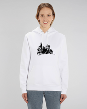 Lade das Bild in den Galerie-Viewer, Sweatshirt Hoodie: Gute Gerda "Quadriga" Print