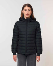 Lade das Bild in den Galerie-Viewer, Steppjacke: Gesteppte Gisela "LOKALARROGANZ" Stick