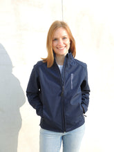 Lade das Bild in den Galerie-Viewer, Softshell-Jacke: Softe Sophie &quot;BRAUNSCHWEIGER MÄDEL&quot; Stick

