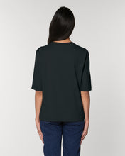 Lade das Bild in den Galerie-Viewer, T-Shirt: Harmonische Helen &quot;WAHRE LIEBE&quot; Print
